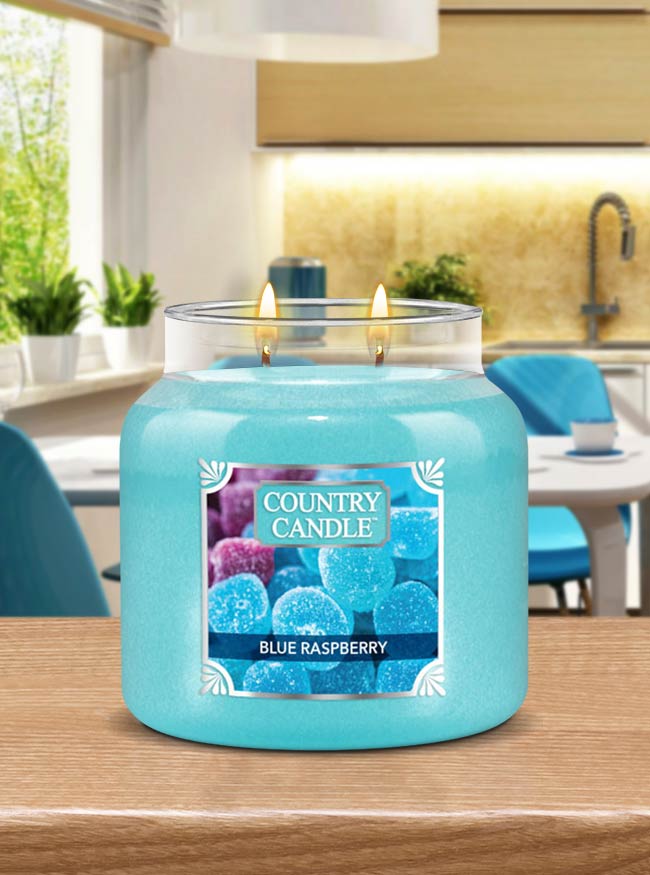 Blue Raspberry Medium | Soy Candle - Kringle Candle Israel