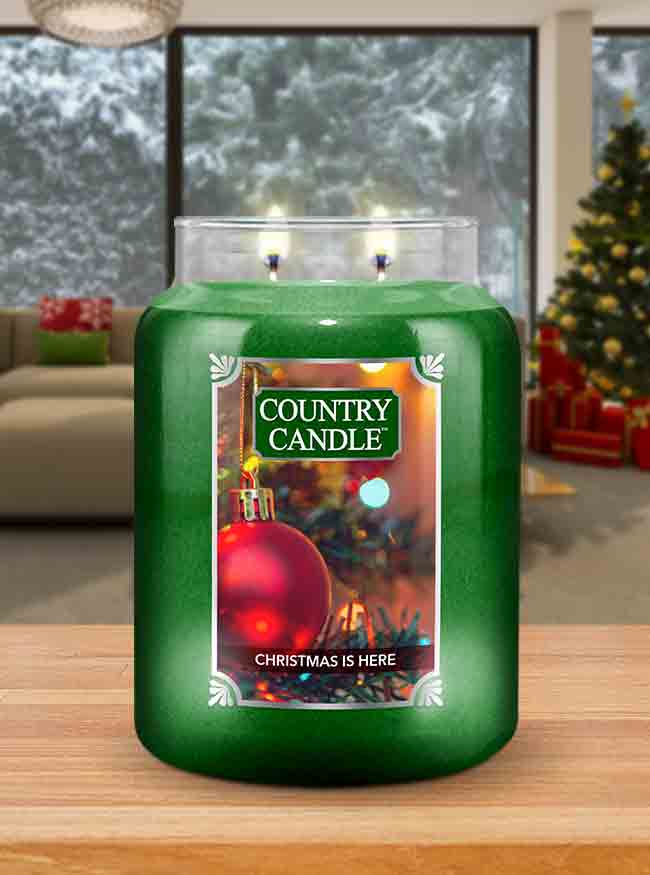 Christmas is Here  | Soy Candle - Kringle Candle Israel